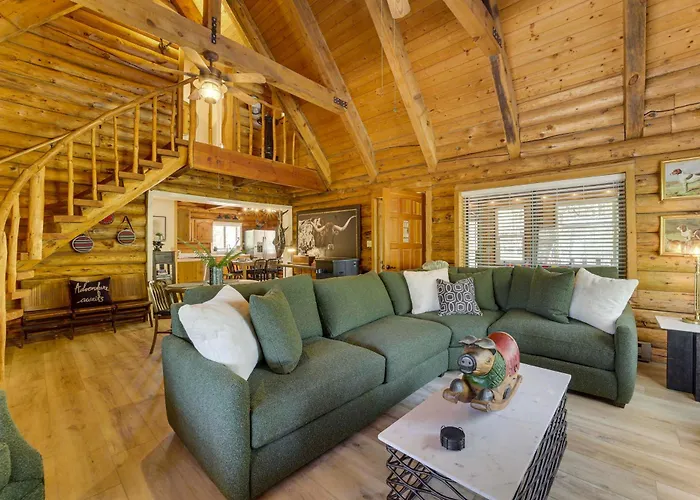 Holiday home Covered Deck, Private Acreage: Log In Pine